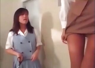 Angry Japanese worker will really shit everywhere